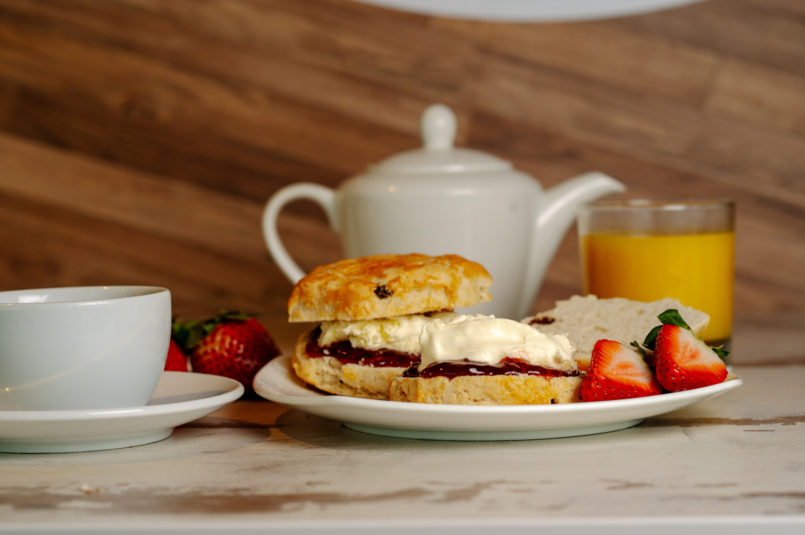 Enjoy a freshly made scone, jam and cream with a cup of tea in the Spinnaker Kitchen and Bar